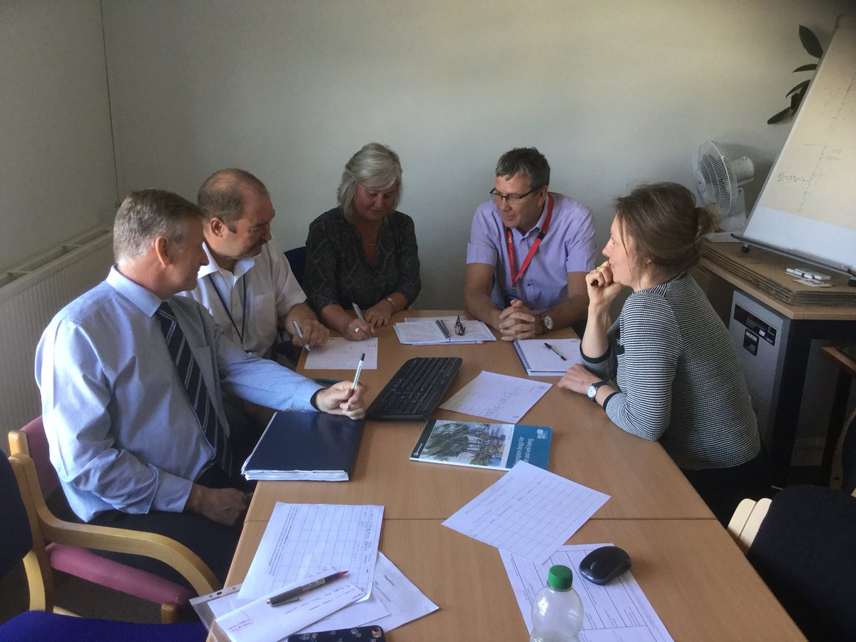 RDE_TPTeam's tweet photo. Buzzing workshops yesterday for the 2019 Green Team Competition; great sustainable healthcare project ideas from Respiratory, Neonatal and Estates @SusHealthcare @RDEhospitals https://t.co/gjt21yh4RE