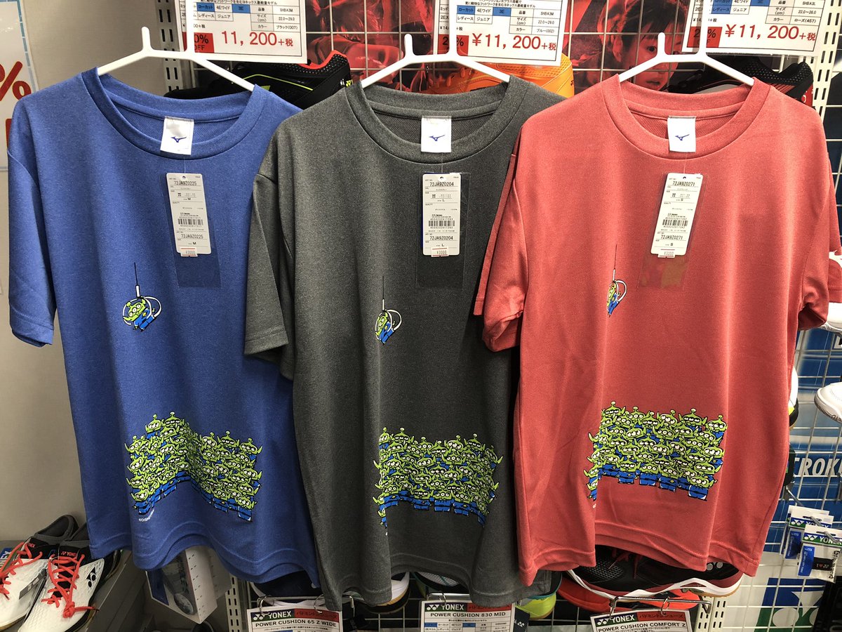 運動具屋 ミズノよりディズニーコラボtシャツ第２弾リトルグーリンメンtシャツを入荷しました こちらは専門店会限定tシャツですので 専門店会加盟店のみでの販売になります 追加入荷がなく 人気が予想されますので 欲しい方はお早めに