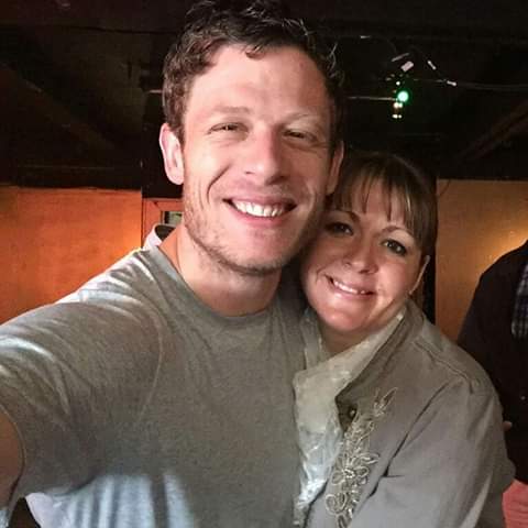 LilacRaindrops's tweet photo. Three years ago today I met my fave @jginorton for the first time! What a magical day. Hoping for a 6th time π€Ahh love this man π #Memories #JamesNorton #Norties #BugThePlay https://t.co/L2A8w0T3sa