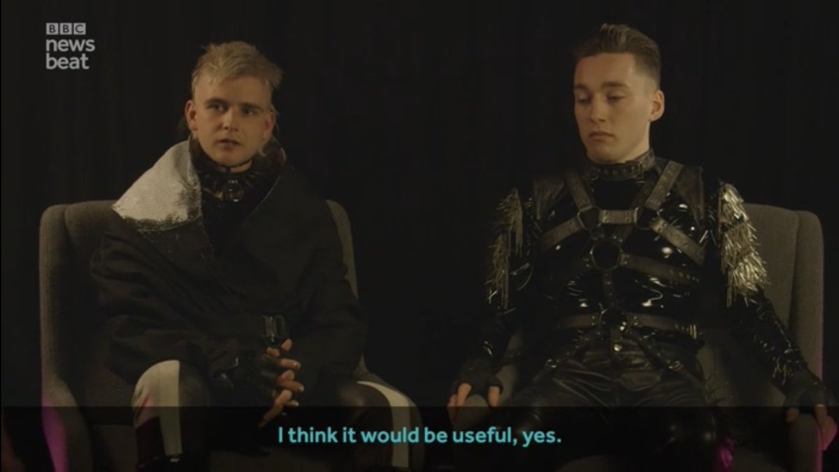 SteveHReports's tweet photo. Reached my journalism peak. #Hatari https://t.co/SjfgDgJt5W