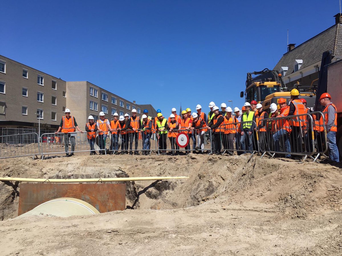 Mooie en leerzame excursie naar een ‘groene, droge en mooie Oldenzaalsestraat’. Met dank aan <a href="/Gem_Enschede/">Gemeente Enschede</a> <a href="/ntpgroep/">NTP</a> en <a href="/SiersGroep/">Siers Groep</a>