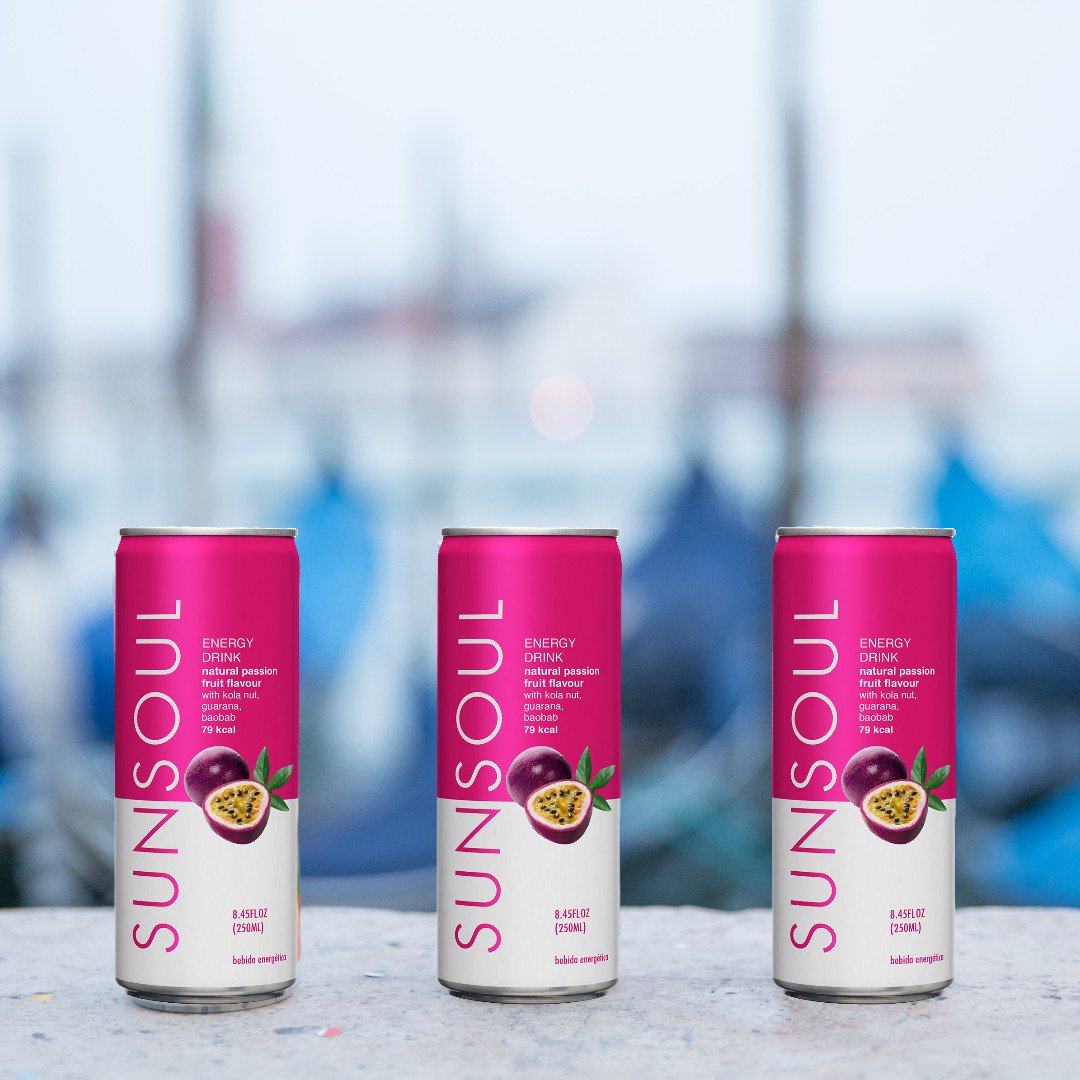 3 weeks till our new Sunsoul flavour launches. Passion Fruit and Lychee flavour. Cannot wait for you all to try . 
Simply made up spring water, fruit juice and botanical extracts from baobab, guarana and kola nut. 
Low in calories. no added sugar or nasties. ❤️