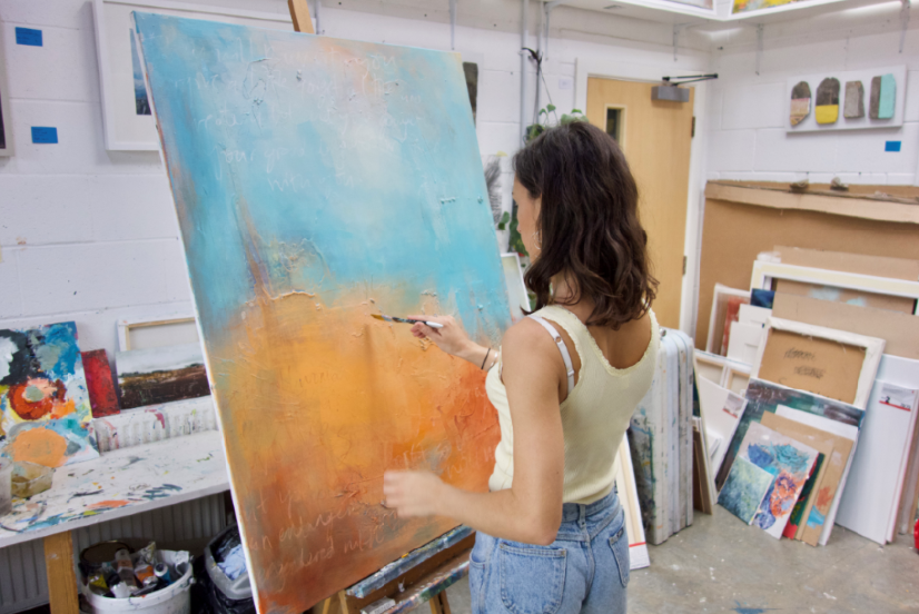 Looking for a way to unwind after work? A week today we host our first evening art class at The Space | 3FA. Sip wine, enjoy cheeseboards and learn to paint with our artist <a href="/GeorgieMasonArt/">Georgie Mason</a>. Open to those who work in our buildings at #Broadgate. Book:  ow.ly/H1xC50rpBB9