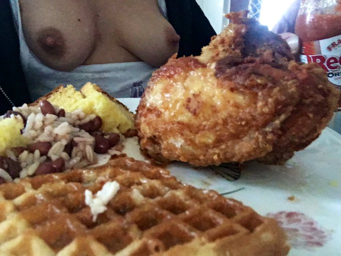 #MILF monday with my meats at Roscoes House of Chicken yummy waffles and breastiststss #flashing #tits<a href="/tag/milf"class="tags">#MILF</a><a href="/tag/tits"class="tags"><span>#tits</span></a><a href="/tag/flashing"class="tags"><span>#flashing</span></a>