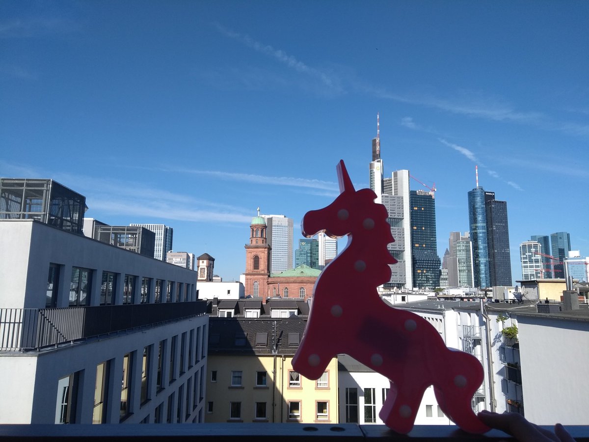 ShiftingContent's tweet photo. Ein perfekter Tag, um den Schlussstrich unter der #Bewerbung von #cosh19 zu ziehen! ☀️😍Wenn Sie der #MasterOfProcrastination sind, dann schnell nochmal einen Blick auf die Facts&Benefits, um einen Anreiz zu bekommen: https://t.co/sLO3Nax7U6 🦄#YouCanDoIT #accelerator #applynow https://t.co/nWikGIT52G