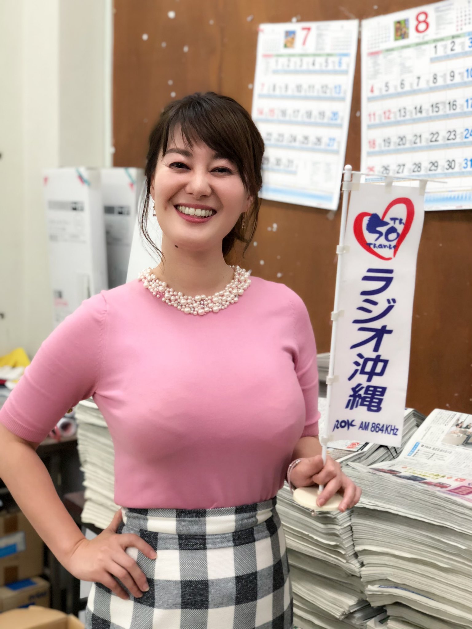 gif 熟女  このあと16時55分からラジオ沖縄でユーグラデーションタイムチョイス choice@rokinawa.co.jpへ。  らっしゃい ぶっちゃまん アナチョイ はしか 今人チョイス ミセスジャパン沖縄大会優勝者 竹チョイ 変わりそば やる気スイッチも ミ〇スラジオ沖縄 笑  ...