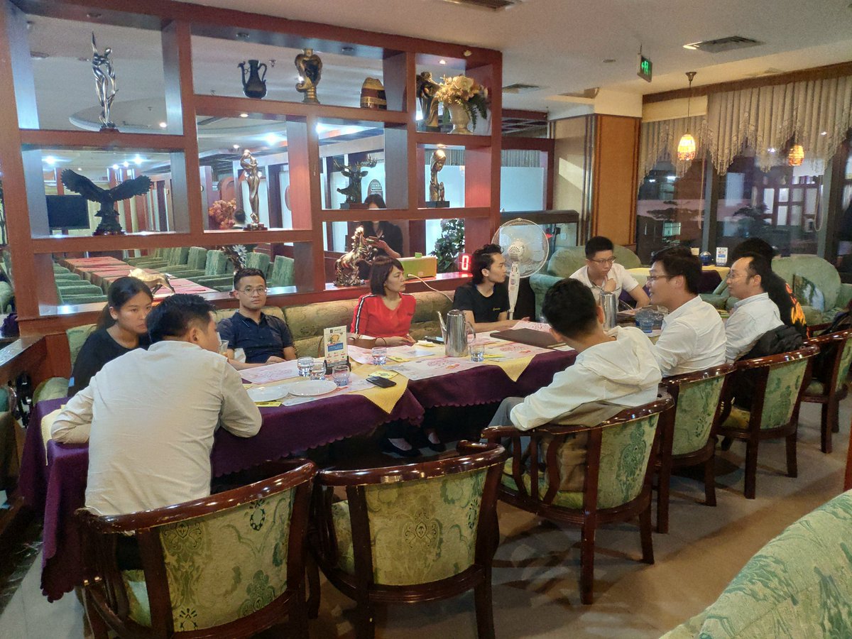 ChainOracle's tweet image. On May 9th, Protocol Labs held a global Filecoin mining call to release the latest info of Filecoin, also delivered a Q&amp;amp;A with community.On May 10th, ORA Huazhou community had a meetup to prospect and discuss about the blockchain storage projects including Filecoin and ORA Chain.