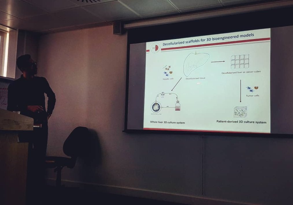KCLstemcells's tweet image. Thank you to today&apos;s speakers Dr Kevin Chalut and Dr Luca Urbani! Both talks were fascinating! 
#stemcells #cellsignalling #tissueengineering #liver #cancer
@cambridge_uni @SCICambridge @KCLBMBioscience @davide_danovi @MTewary