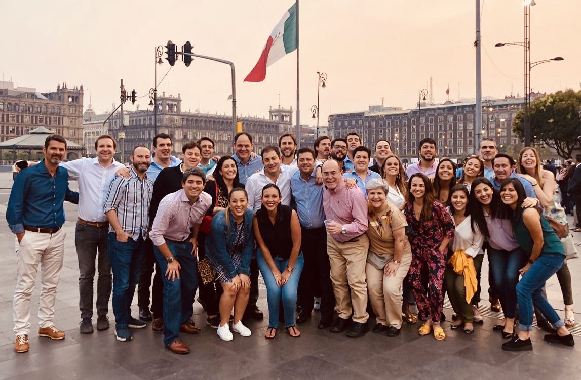 AriadnaSanahuja's tweet photo. Esta semana el #multinationalmba #mmba está en Ciudad de México con el módulo de Numbers, Finanzas para Directivos. Ayer tuvieron un tour por la ciudad.@ESADE @ProfVives @LuAlemany https://t.co/3vKBHlZZJ6