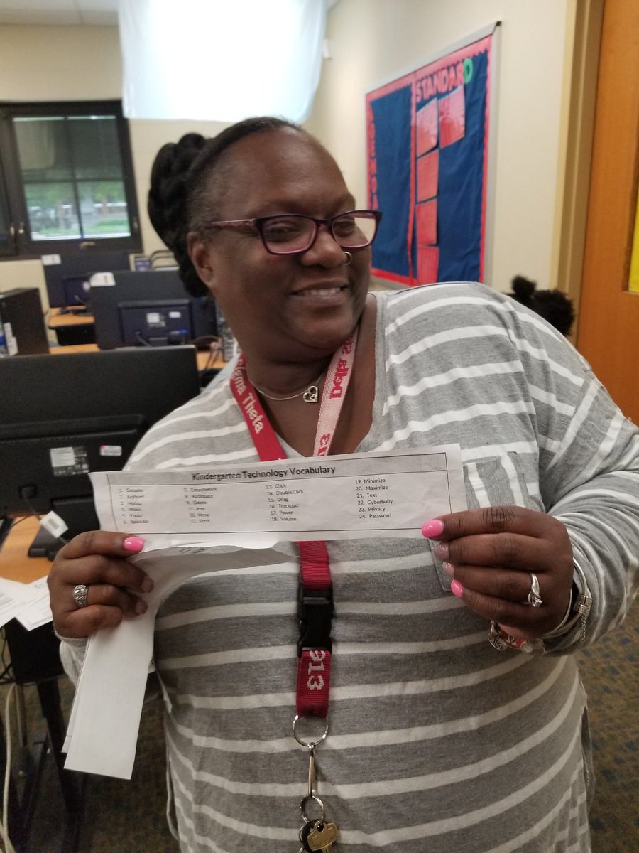Rosemary_Edu's tweet image. Tech lab teacher at Bond Hill Academy uses #CPS_ETT teacher created  vocabulary from our Tech Learning Outcomes &amp;amp; @LanSchool to monitor students staying on task. 
@IamCPS #CPSandMe