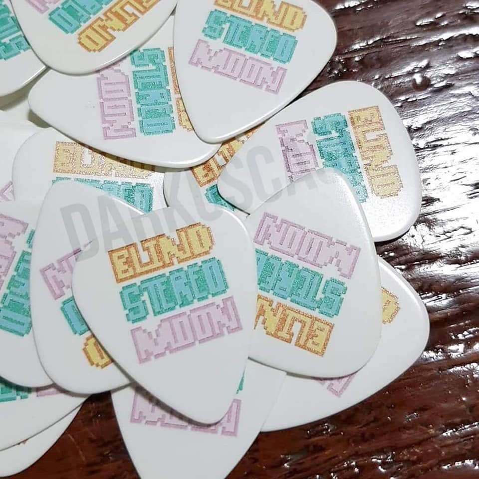 blindstereomoon's tweet image. Got 'em custom picks! 
DM @darkuscase 💯