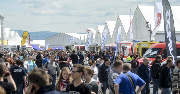 TotalMotorcycle's tweet image. RETTmobil 2019 feature BMW tailor-made special-purpose vehicles: Fulda. At stand No. 208 in Hall 2 and on the outdoor area of the specialist trade fair RETTmobil 2018 in Fulda (15 to 17 May 2019), the BMW Group will… dlvr.it/R4gZxh #BMW #dynamicperformance #efficiency