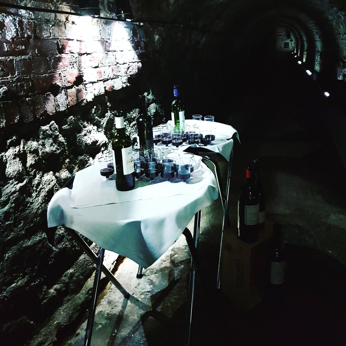 Turns out there are loads of things you can enjoy in a Victorian coal waggon way- 
Wine tasting is only one... 

hotelduvin.com/events/wine/ne…

#tippleinthetunnel #wine #sommelier