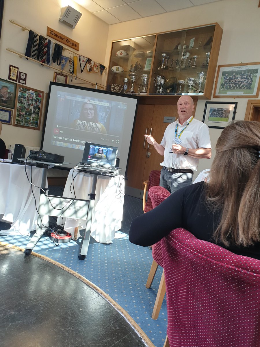 <a href="/stuman119/">𝕾𝖙𝖚𝖆𝖗𝖙 𝕲𝖗𝖊𝖊𝖓</a> doing his thing at the #RDaSHway conference. <a href="/Aspire_Recovery/">Aspire</a> <a href="/rdash_nhs/">RDaSH NHS FT</a>