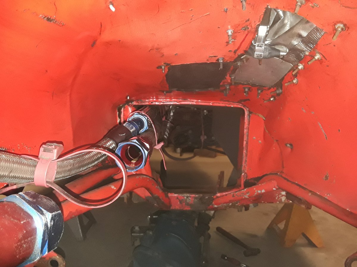 DriverBradSmith's tweet photo. The car has to be fast AND presentable as possible! Small budget teams cant always yank the engine but finally had to & while its out getting worked on, we got to do the stuff we couldnt get to b4!
#RememberHarveyAndTweet #StrangeStrong
#ARCARacing #ARCA #Menards
#ExtremeKleaner https://t.co/G78HWXqqlA