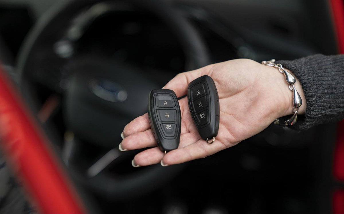 BarryBrosUK's tweet image. Ford has launched a new key fob that the company claims makes its cars impervious to “relay attack” thefts.
ow.ly/UJ7650u8Ttm
#keylesscartheft #Ford #relayattack