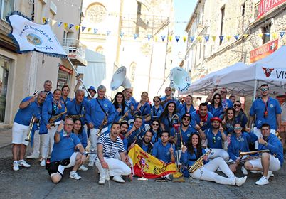 La charanga "Los Ronceros", de #Santoña, triunfan en el Festival de Bandas de la localidad francesa de Condom. La agrupación se alzó con el primer premio, el máximo reconocimiento a la Animación y el galardón a la Creación por el pasodoble 'Enclaves de Santoña'