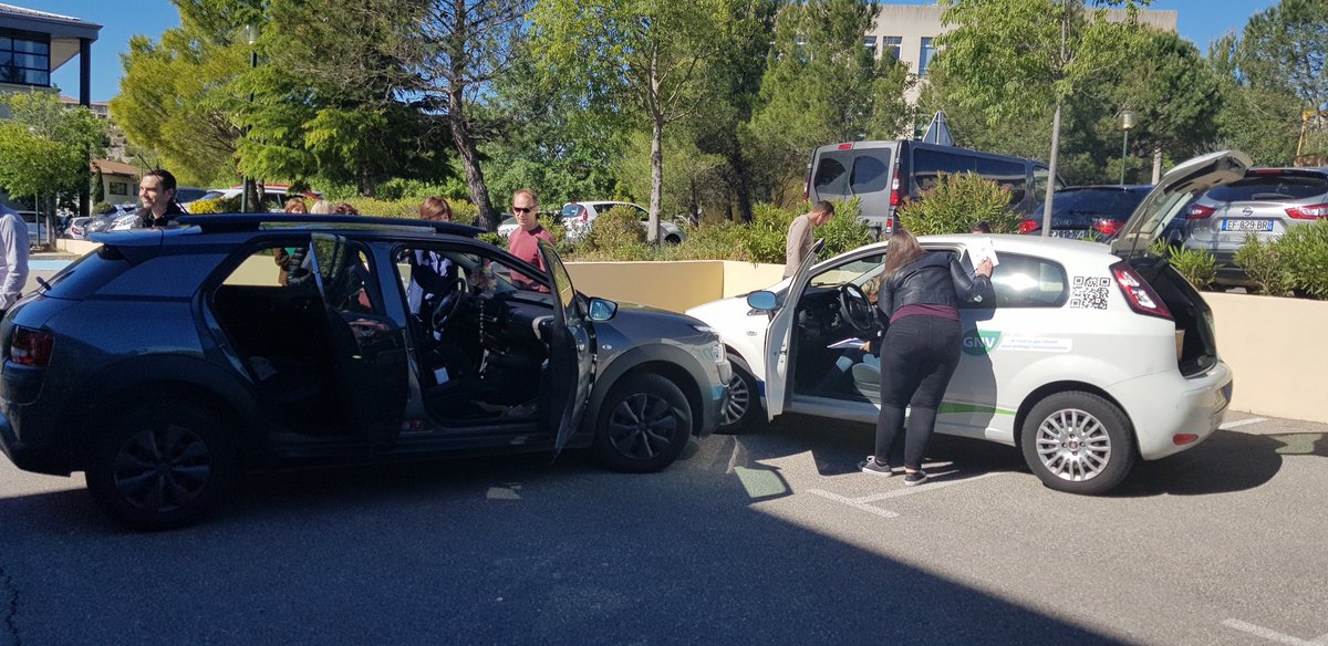 #GRDFSécurité365 accident entre un véhicule #GRDF et un véhicule de salariés... Cherchez les causes de l accident et les erreurs à ne pas commettre Aix la duranne @DSaussier <a href="/HMALINAUD/">Hugues Malinaud</a> <a href="/CAucomte/">Christian AUCOMTE</a> <a href="/jeanlucCizel/">Jean-Luc Cizel</a> <a href="/jescande81/">ESCANDE Joël</a> <a href="/JPG13590/">GIACHETTI JP</a> <a href="/SylvaineLefran2/">Sylvaine Lefrancois</a>