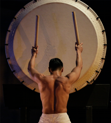 KodoHeartbeatEn's tweet photo. Just Announced: July 2019 “#Kodo One Earth Tour 2019: Evolution” China Tour! 🇨🇳This will be our first time performing in mainland #China in 19 years. 🤩Please help us spread the word!🥁 #KodoEvolution #taiko #drums #music
https://t.co/GgSZcfb9Ow https://t.co/64wobrAhmm