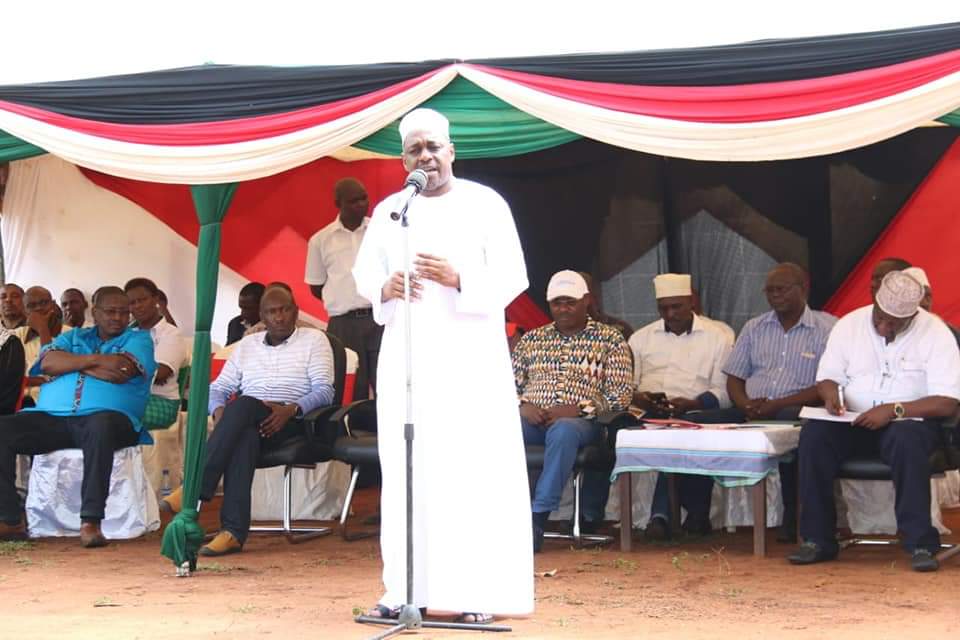 With Governor <a href="/OurKwaleCounty/">Kwale County</a> Salim Mvurya and PS <a href="/KimtaiHarry/">PS Harry Kimtai</a> at <a href="/kalromkulima/">KALRO</a> Kwale for a Farmer's Field Day. @kilimoKE in partnership with <a href="/OurKwaleCounty/">Kwale County</a> provided education, showcased products &amp; provided 50AI kits, 1000 doses of AI seeds &amp; 5000 seedlings of assorted seedlings