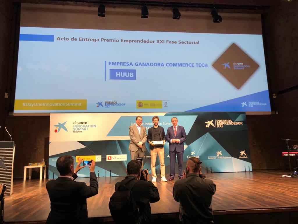 aemprende's tweet image. ¡Felicidades a @HUUBDesign que se lleva el premio en la categoría #CommerceTech en #DayOneInnovationSummit Madrid‼️👏🏻👏🏻👏🏻@enisa @DayoneCABK @AgroBank_CABK @CaixaBank