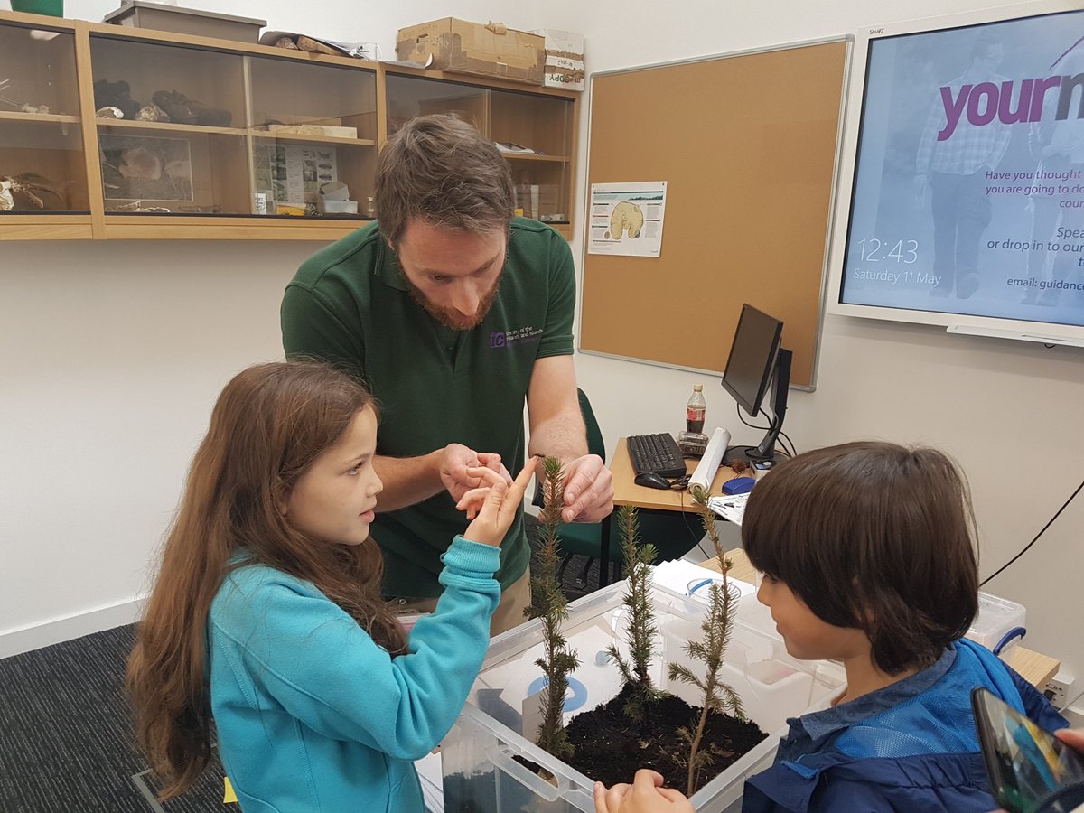 Splendidtrees's tweet photo. Teaching the future foresters and land managers about pine #weevils and our #Research on alternative treatments to #pesticides @IC_UHI @forestryls - they all seemed very interested about all innovations around #Scottish #forestry! #education https://t.co/da2HfSQaoM