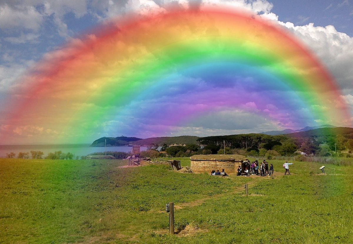 Iniziamo la giornata con un arcobaleno di colori sulla necropoli del Parco di Baratti

#RainbowMW #ParchiValDiCornia #Toscana #MuseumWeek  #MuseumWeek19
