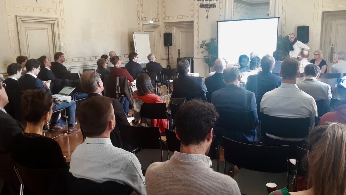 ademe's tweet image. 📸  Ce matin a eu lieu le workshop @IEA_IETS sur la #TransitionIndustrielle en collaboration avec l'@ademe, qui représentait la 🇫🇷 lors de la présentation des travaux prospectifs sur la décarbonisation industrielle de plusieurs pays. #SNBC #vision2050 #deepdecarbonization