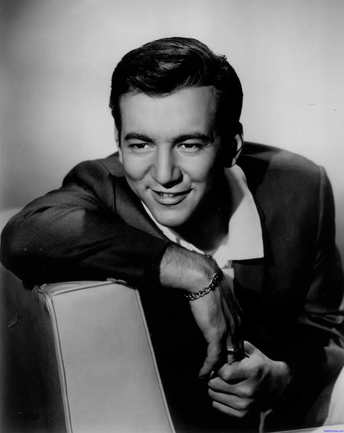 Bobby Darin (Walden Robert Cassotto)
Birth 1936.5.14 1973.12.20
Happy Birthday
 