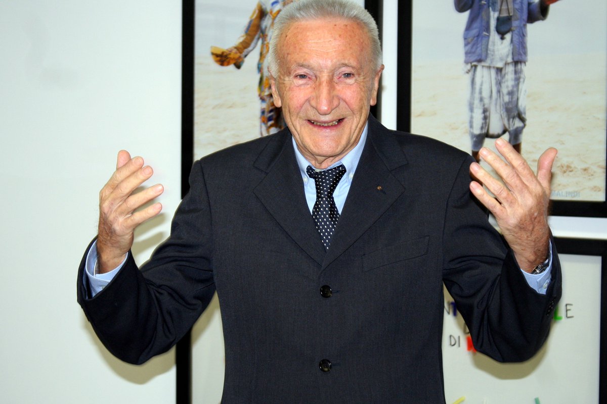 Quest'anno sono 87! Per noi è sempre una grande festa! 
Buon compleanno al Fondatore Giulio Bargellini!
#auguri #buoncompleanno #giuliobargellini