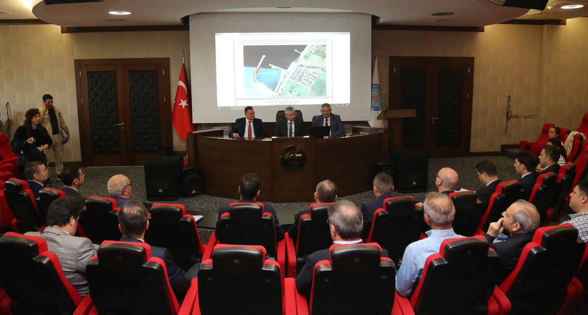 Lütfü Savaş