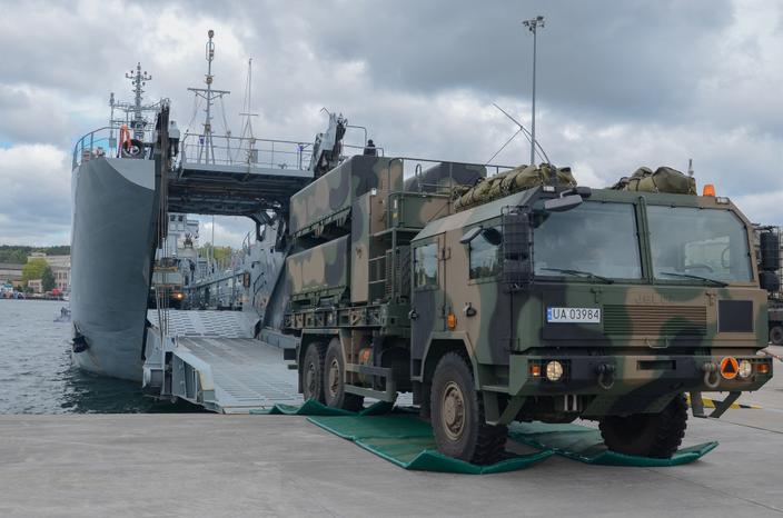 MON_GOV_PL's tweet image. Do kraju wróciły pododdziały Morskiej Jednostki Rakietowej, które brały udział w międzynarodowym ćwiczeniu #SpringStorm2019. Manewry odbyły się na  poligonach w Estonii. Dla najmłodszej jednostki Marynarki Wojennej RP było to pierwsze sojusznicze ćwiczenie poza granicami kraju.