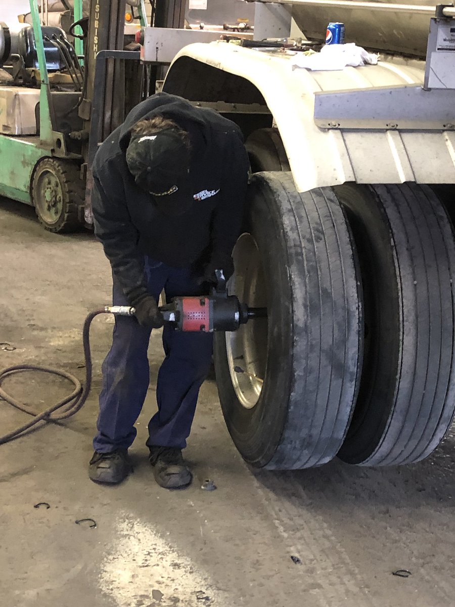 VesselServiceCo's tweet photo. Major &amp; minor tanker repairs and maintenance https://t.co/YKGqmuogsc