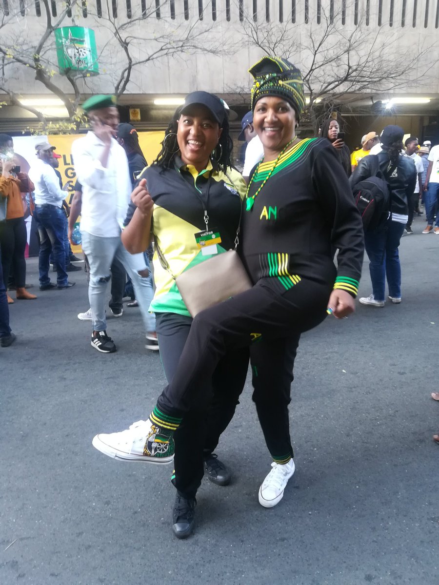 tsholocleo's tweet photo. REC Member Bernice Swartz @CdeDada on a national list number 17 viva @MYANC my mentor 🖤💚💛 @MbalulaFikile https://t.co/9T7VGklPRJ