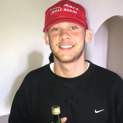 angusscottt's tweet photo. #NewProfilePic trumps ma https://t.co/Z0CcV6rK30