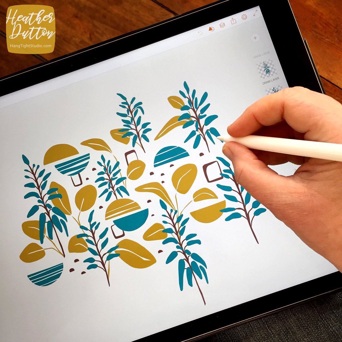 HangTightStudio's tweet photo. It’s a happy day when I get to sit down &amp; draw 😊

#ipadproart #adobedraw #surfacedesign #surfacepatterndesign #textilepattern #printandpattern #artlicensing #dowhatyoulove #surfacespattern #floralpattern https://t.co/xun27ttcpX