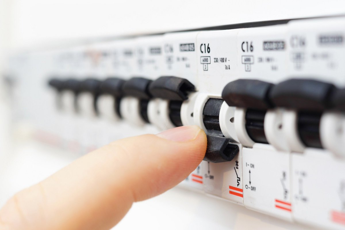 GrupoForbe's tweet image. Curso de Instalador Electricista (Adaptado a Certificado de Profesionalidad) grupoforbe.com/curso-electric… #Curso #Formación #Forbe