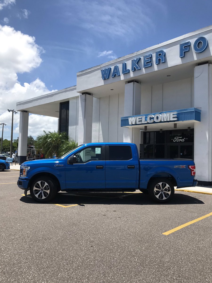RaitisRides's tweet photo. Does the Ford F-150 look good in Velocity Blue? #raitisrides @walkerfordco @ford @FordPerformance https://t.co/XBcqnNzbfo