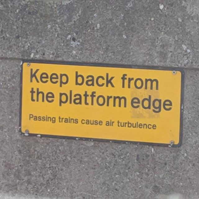 martinhinrich's tweet image. #randomsigns