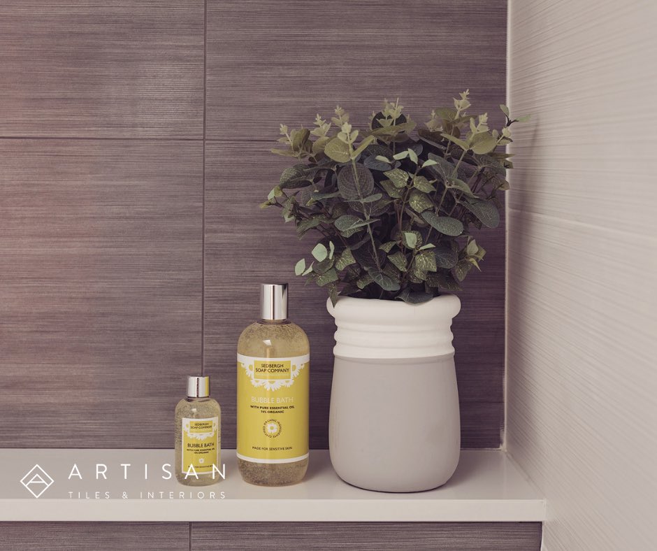 We were delighted to work with Kirkby Lonsdale Cottages on both of their new build luxury holiday homes!🏡 A combination of wood effect and cement effect tiles were used throughout both properties to offer various textures and shades. The results are stunning😍