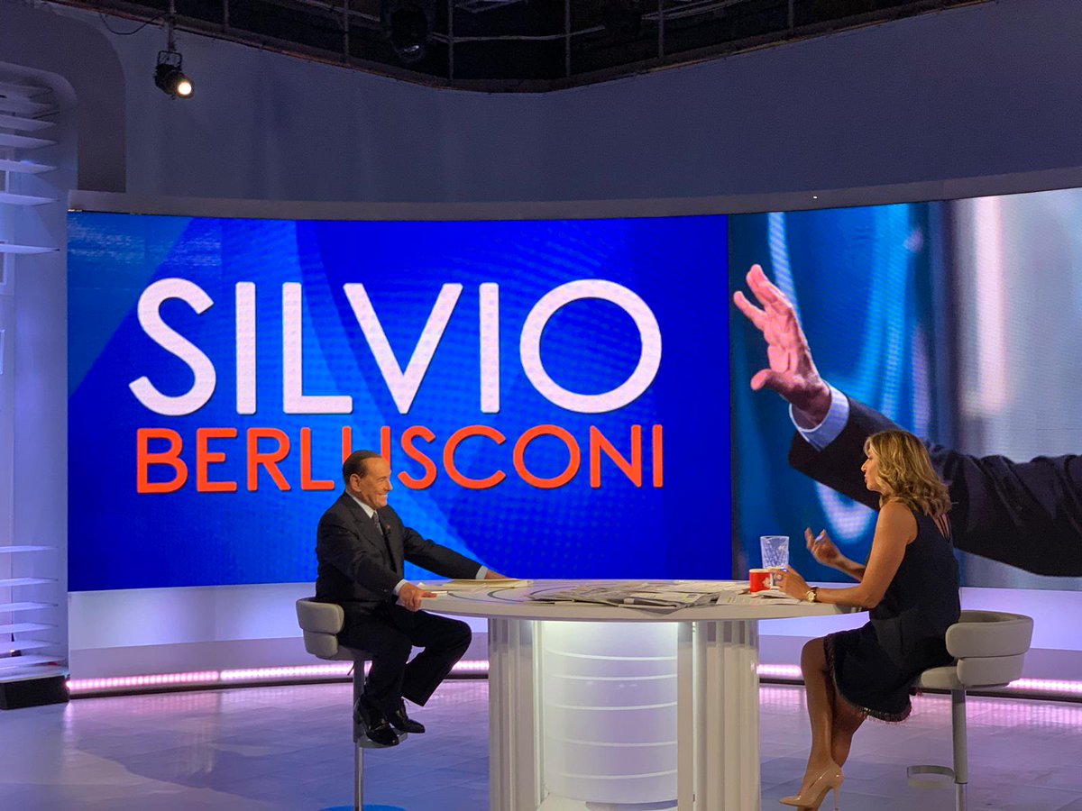berlusconi's tweet photo. I #5Stelle sono davvero buoni a nulla ma capaci di tutto. Hanno portato l’Italia in recessione, bruciato decine di migliaia di posti di lavoro, immobilizzano il Paese in una lite continua.

📺 @La7tv @Ariachetira #lariachetirala7 #ScriviBerlusconi https://t.co/clZRgu5iWq