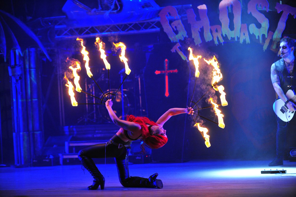 VampsRockFan's tweet image. What has been your favourite song that has been performed in Vampires Rock or Vampires Rock Ghost Train? 

vampiresrock.com 

#VampiresRock #2020Tour #LotsToChooseFrom #ACDC #Queen #MeatLoaf #Heart #BonJovi #AliceCooper #Whitesnake #Europe