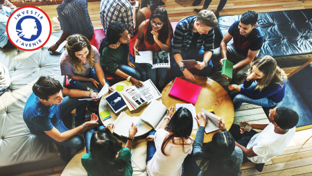 Univ_Toulouse's tweet photo. #Toulouse devient territoire d'innovation pédagogique ➡️ Pour favoriser l’orientation de tous vers les études supérieures, 10 universités et grandes écoles de @Toulouse, @Occitanie, @actoulouse et des acteurs de l’orientation ont uni leurs forces et lancent #ACORDA [1/3] https://t.co/LwOcBzoIUo
