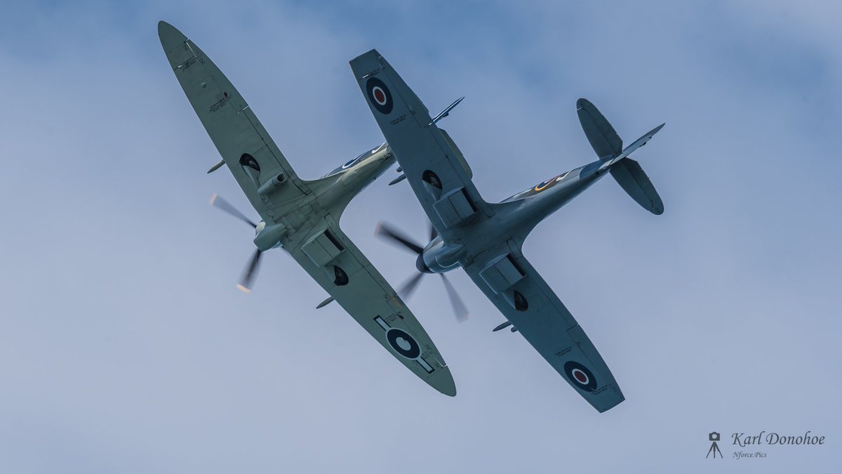 NforcePics's tweet photo. A pic from a couple of years ago.. #Seafire and #Spitfire in close formation #AvGeek #AvGeeks #ClassicProps #Aviation #WWII #Merlin #Griffon #Supermarine #Flight https://t.co/CQDyd0gBDZ