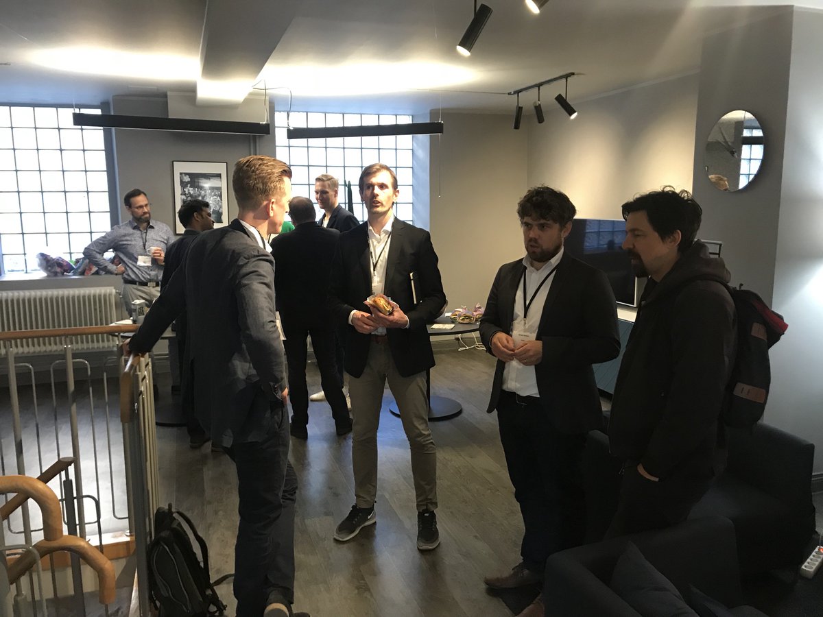 Hyperight Data Club tweet media