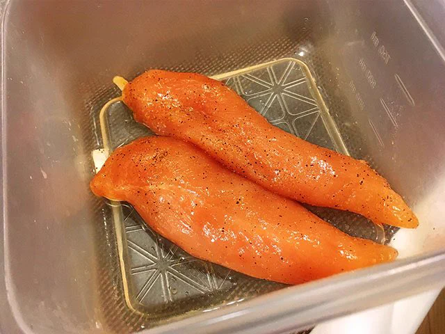 低糖質でダイエットにもおすすめ！レンジで簡単サラダササミの作り方