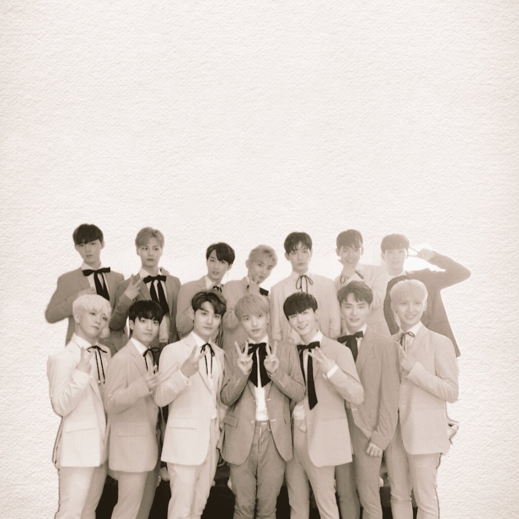 Evedyuu's tweet photo. โก
i want to say that you will never be alone,
even when the hardest times hit
i will always appreciate you,
thank you
โก
#OnlyUSelcaDay #ThankYou14U #ForeverWith14U https://t.co/WW7ZXPbT9i