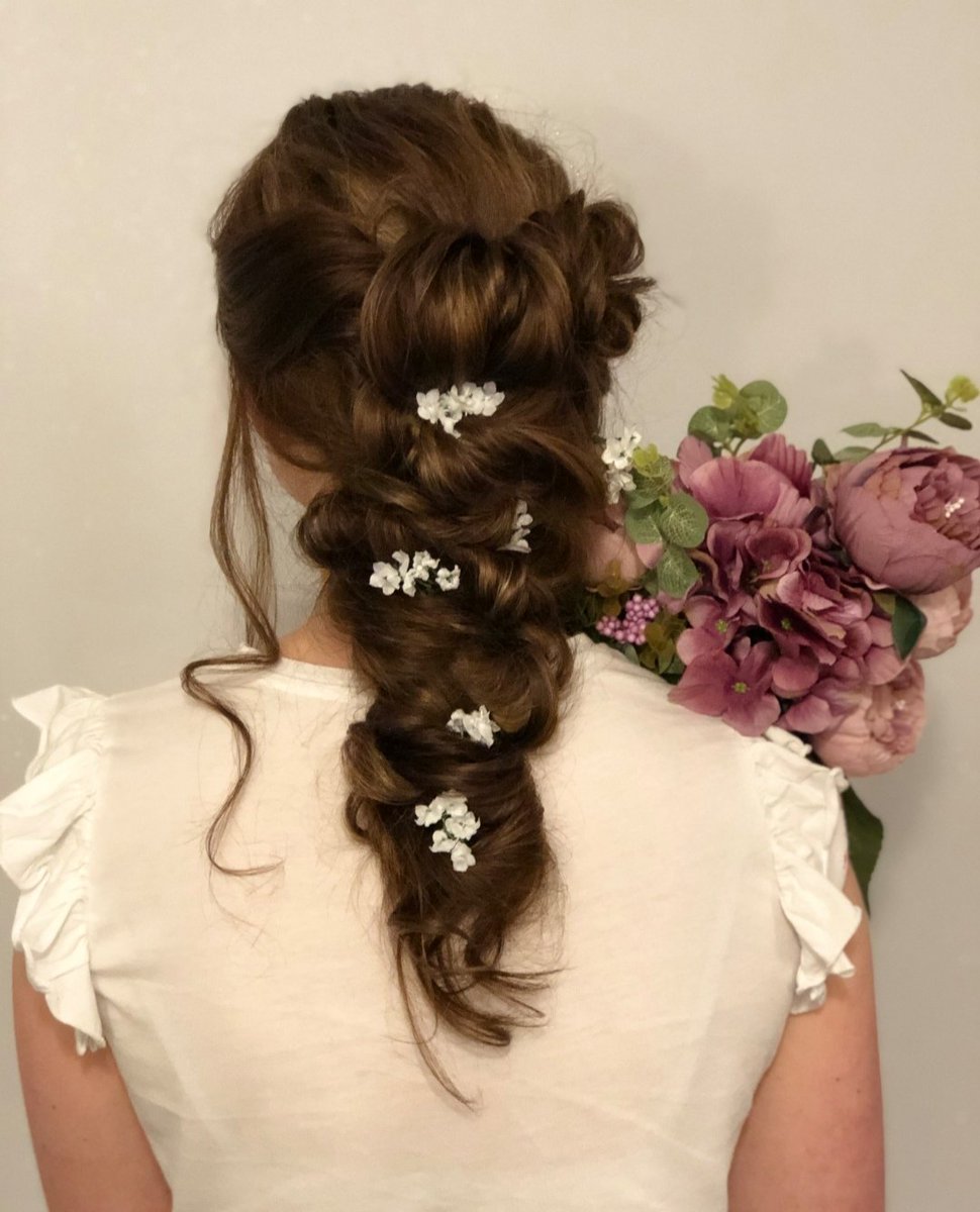 AmiLouisaPhoto's tweet image. NEW GUEST BLOG

(not my image) 

Read the full blog here amilouisaphotography.com/blog/guestblog…

#halobraid #blondehair #boholux #bridalhairstyle #weddinghairspecialist #hairgoals #hertfordshirehairstylist #hertfordshirewedding #hairinspriation #weddinghairinspiration