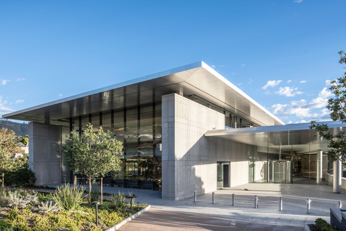 The <a href="/NorvalFdn/">Norval Foundation</a>, a centre designed to celebrate excellence, makes innovative use of concrete. See more via our blog: bit.ly/2Ys7EG2. #PPCImaginarium <a href="/PPC_Africa/">PPC_Africa</a>