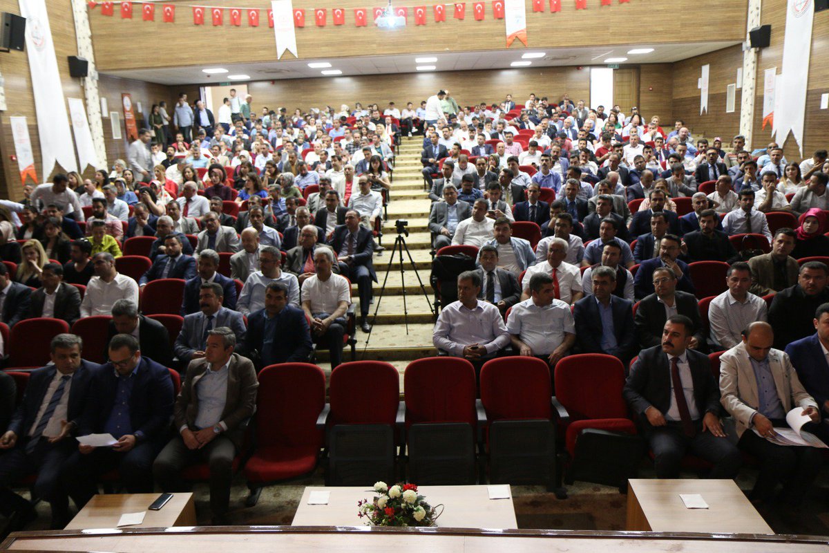 75.Yıl Mesleki Ve Teknik Anadolu Lisesi (@7lisesi) on Twitter photo Beyaz Bayrak Sertifikamızı aldık. Emeği geçen idareci arkadaşlarıma, öğretmenlerimize, öğrencilerimize ve diğer personellerimize çok teşekkür ederim.
<a href="/BozovaKaymakam/">Bozova Kaymakamlığı</a>
<a href="/BozovaMEM/">Bozova İlçe Milli Eğitim Müdürlüğü</a>
@Nu_Karakecili Beyaz Bayrak Sertifikamızı aldık. Emeği geçen idareci arkadaşlarıma, öğretmenlerimize, öğrencilerimize ve diğer personellerimize çok teşekkür ederim.
<a href="/BozovaKaymakam/">Bozova Kaymakamlığı</a>
<a href="/BozovaMEM/">Bozova İlçe Milli Eğitim Müdürlüğü</a>
@Nu_Karakecili